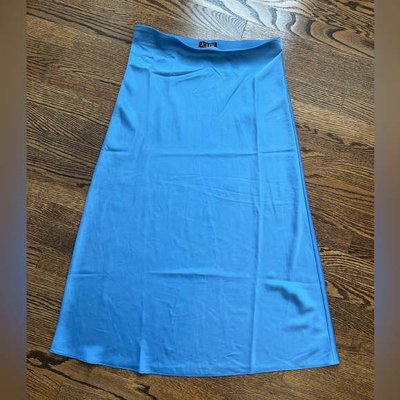 J.Crew | TALL Gwyneth Slip Skirt 🦋 - Picture 4 of 6